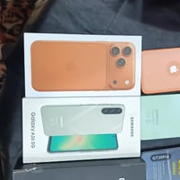 شلعه مبايلات الي يعجبنه يدخل خاص واني خادم والرقم 07854118382