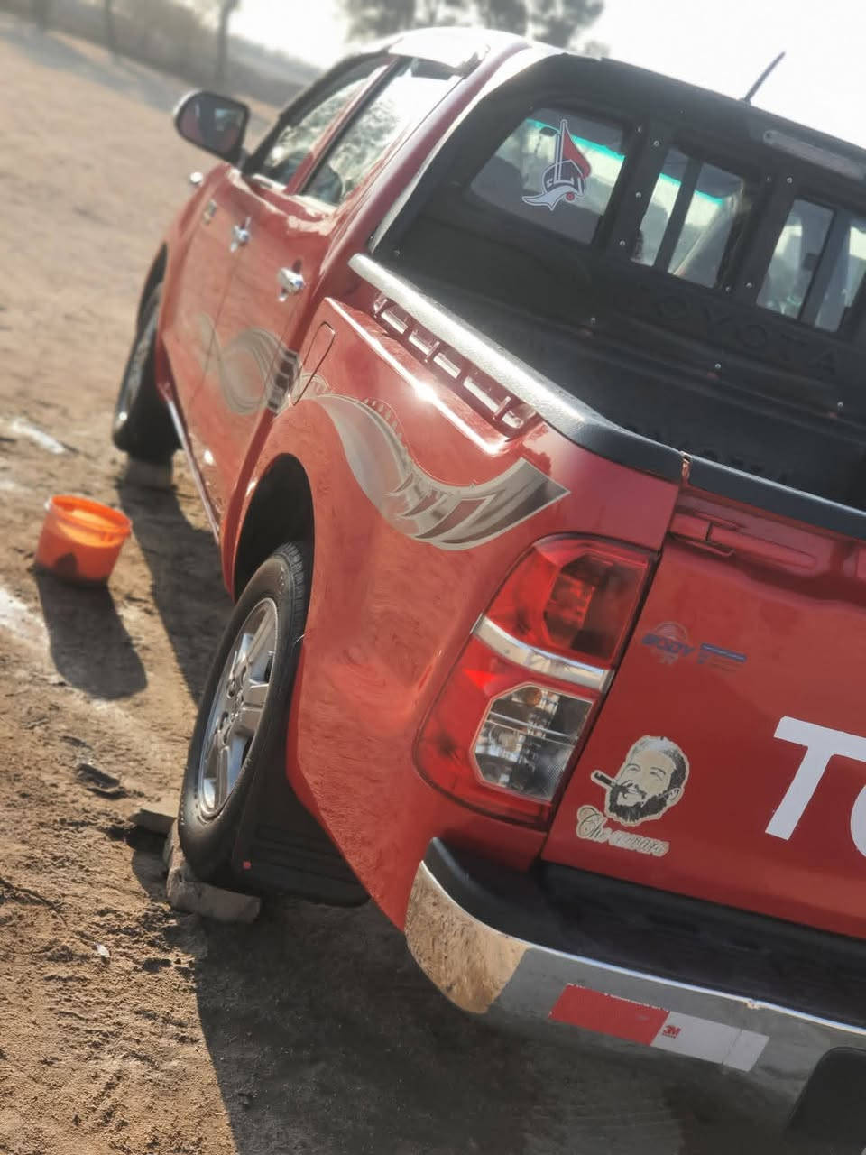 #للبيع او مراوس
فلاونزه 2013 كفاله عامه كير عادي 
سياره مال بيت وخير من الله 
ماشيه ٢٥٠الف تبريد تدفئه شغال سياره جديده تخم تاير حداديه نضيفه رقم وسنويه وهزه جديده وبسمي مداور ثاني يوم
#مواصفاتها 
١.شاصي ١٩ كويتي
٢.دبل ايرباك 
٣.تحكم ستيرن
٤.مري كهرائي
٥.سماعات ٤+  ٢مضخم
السعر وتفاصيل اتصل وبالخدمة 
***********
/عنوان: البصره الزبير
