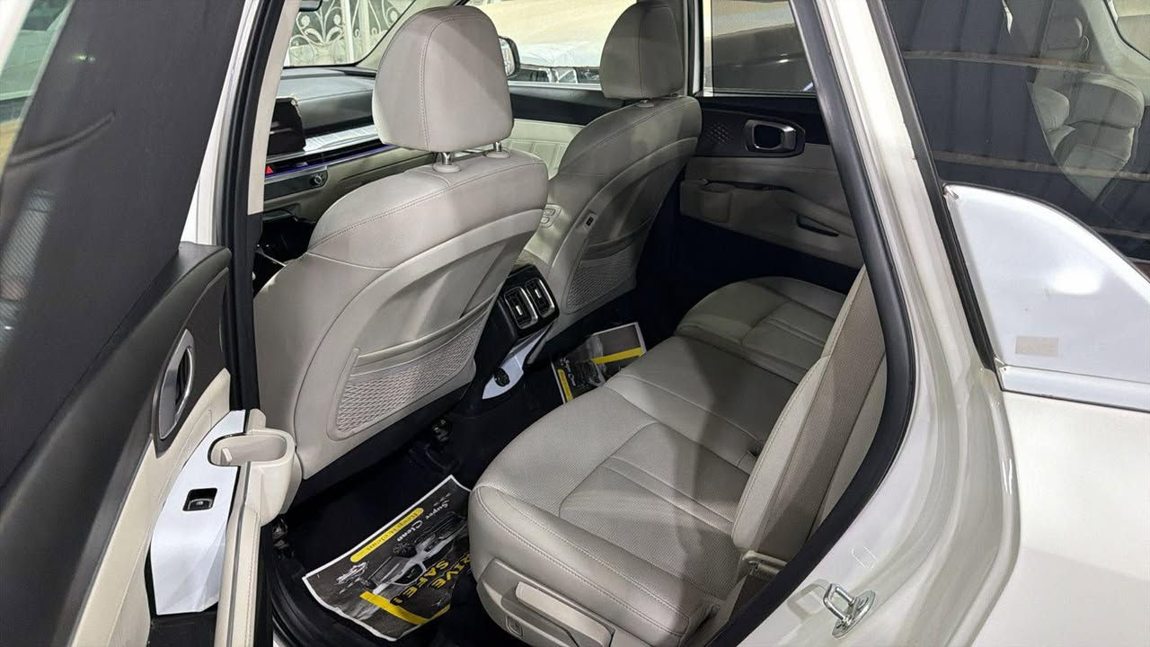 السلام عليكم كيا سورنتو2024 ضمان الشركة الدولية فول مواصفات فور اكس السعر 330$ 
للاستفسار ***********
