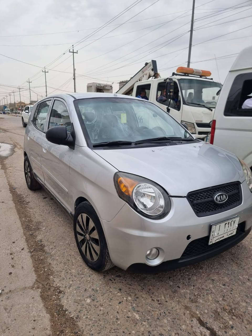 السلام عليكم كيا بيكانتو  خليجي 2009  محرك 1400 اربعه استندر المرقوب سيارة مكفوله من كلشي ماعده صبغ جارده وانصبغت فقط تبريد محرك كير حداده دواخل جاهزه تحويله ثاني يوم عنوان البصرة حي الاصدقاء سعر 68
***********
***********
***********
