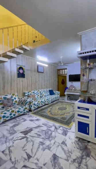 بيت للبيع مساحة ٩٥م
مدخلين
الموقع📍: الشعب حي التجار
يحتوي على: #استقبال #٣غرف #مطبخ #خدمات
للأستفسار آكثر الأتصال على الأرقآم 
***********
مكتب الأخوين للوساطة العقارية
