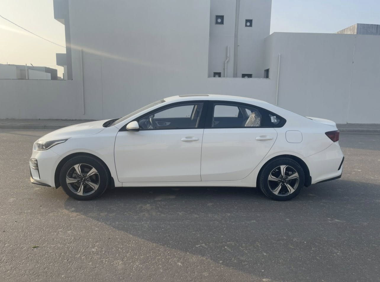 للبيع سيراتو موديل ٢٠٢٠ خليجيه مكفوله ماشيه ٦٧   الف محرك ٢٠٠٠ فتحه وحساسات رقم سليمانيه السعر ١٦٨ ورقه الاستفسار ***********
