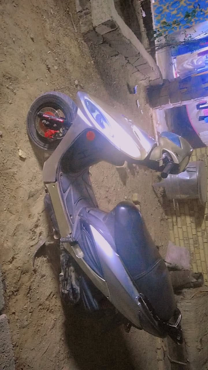 كامكو البيع سعر خاص مكانها نجف 
رقم الهاتف *********** بس سعرها مناسب
