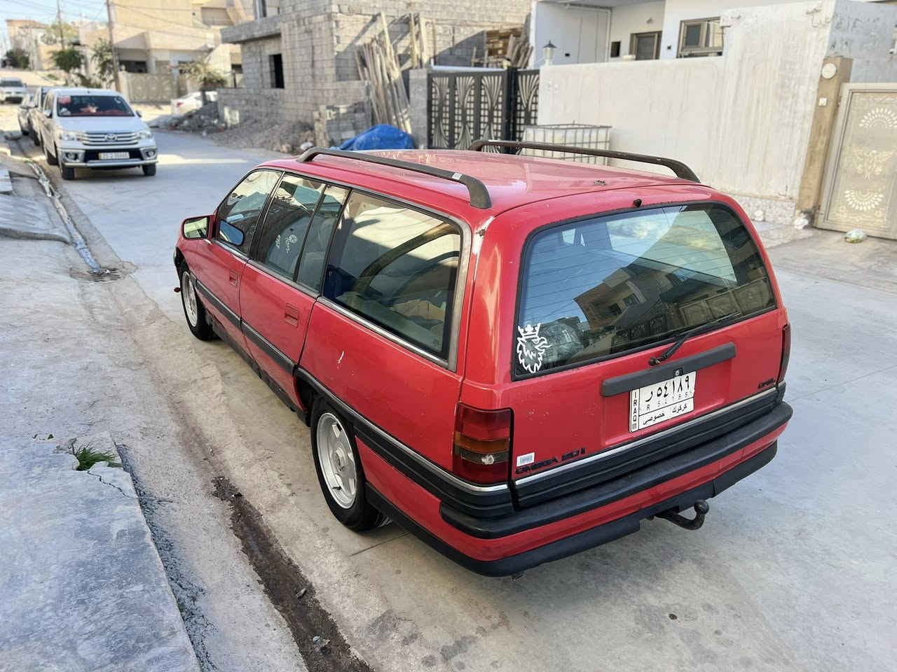 سلام عليكم اخون اميكه للبيع موديل ٩٣ تفصيل خابره ***********
