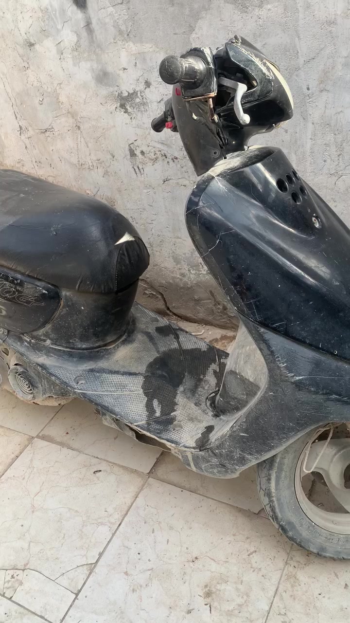 دراجه للبيع مكاني زبير ***********
