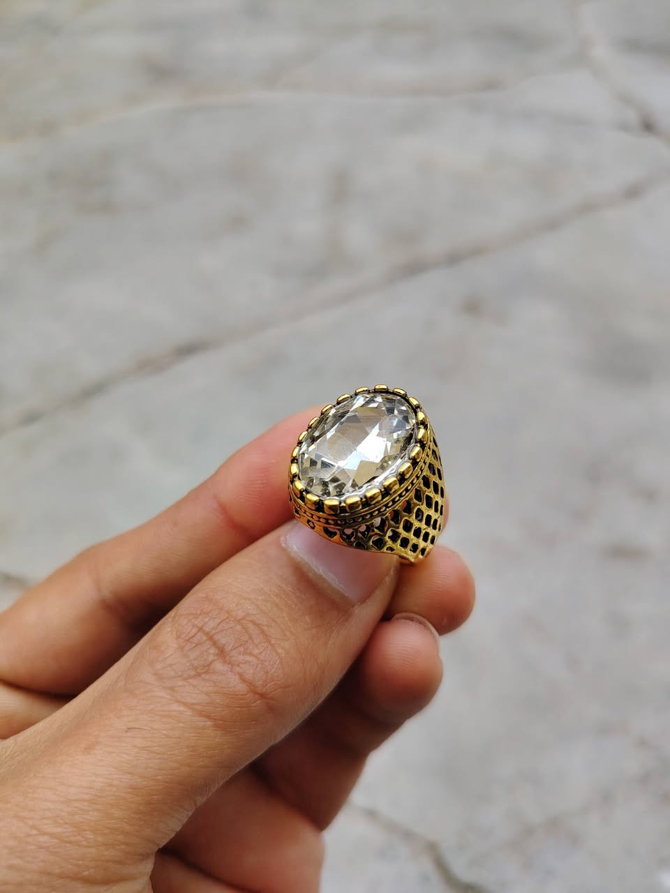 بابەتی تازە و زۆر جوان 👌🏻

ناونیشان : حاجیاوا - خوار یاریگای مەلا خالید

ژمارەی مۆبایل : 98 15 141 0750
ژمارەی مۆبایل : 15 86 133 0750

ئەوەش لینکی ئینستاگرامەکەمان تایبەتە بە خانمان : ☟

https://www.instagram.com/balay.uk.hajyawa/profilecard/?igsh=MXIycnVvZnpnb3dxbA==


**إذا كنت صاحب هذا الإعلان وتريد حذفه لأي سبب، رجاءا أرسل رسالة إلى الدعم الفني**