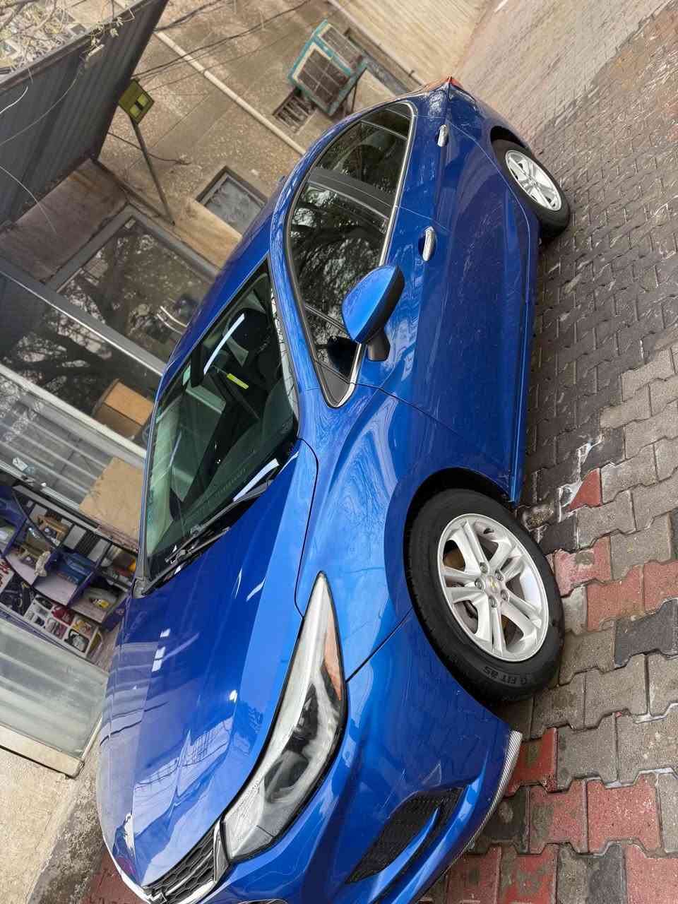 السلام عليكم شوفرليت كروز مديل 2017
السياره جاهزه من كلشي 
محرك 1400 تيربو 
السياره مال بيت حتى مماشيه هواي 
***********
مكاني بغداد علي الصالح بغداد, العراق
