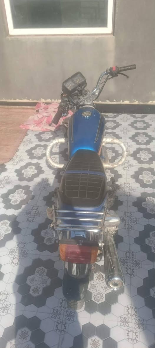 بارت موديل 22 كلك بدون اوراق رايدها مراوس بنامه او اي دراجه اربعه كير اوراق من موديل 2021 وصاعد عنواني الناصريه مركز


**إذا كنت صاحب هذا الإعلان وتريد حذفه لأي سبب، رجاءا أرسل رسالة إلى الدعم الفني**