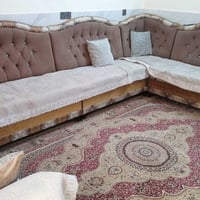 ديوان • ١٠ مقاعد