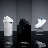 ملابس • نار • عروض