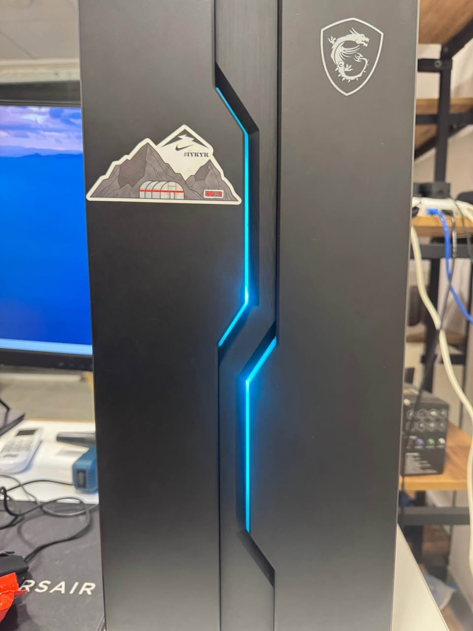 pc gaming 

675$
CPU: ryzen 5 5500
GPU: RTX 3060 asus dual fan
HARD: 1Tr ssd nvme 
RAM: 16gb (2x8) 3600hz t-force 
COOLER: liquid cooler 240mm 2 fan 
case: MSI
MOTHER BORD: asus
کارت شاشە نەکراوەتەوە هەموو پارچەکانی زۆر خاوێن و بە زەمانە أربيل, العراق


**إذا كنت صاحب هذا الإعلان وتريد حذفه لأي سبب، رجاءا أرسل رسالة إلى الدعم الفني**
