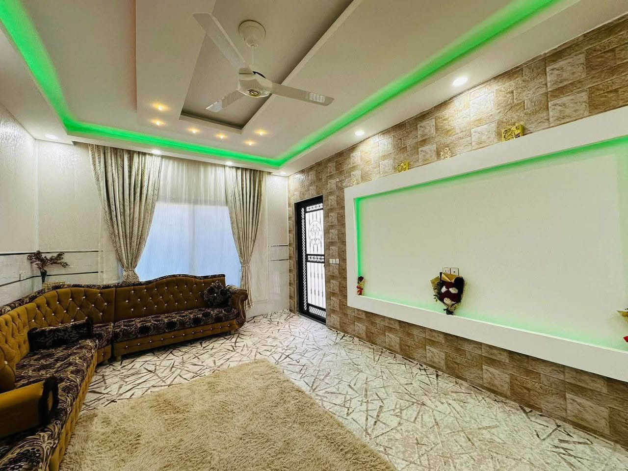 🏦   عروض مكتب بيت الأركان للعقار    🏦

دار للبيع في حي الفلاح الأولى مساحة ٢٠٠ م
 زراعي حق التصرف سند ٢٥ ، اراضي الخيرو .

الواجهة ١٠ م العمق ٢٠ م  تفاصيل البناء حديث 
طابقين الاول غرفتين نوم هول استقبال مطبخ 
الطابق الثاني أربعة غرف نوم وهول وصحيات 
 
موقع الفلاح أولى قرب جامع التقى ومول الشاكرين
🏦                                                    🏦   
السعر على التليكرام https://t.me/alarkan_1
للاستفسار مراجعة مكتب بيت الأركان للعقار 

موقع موصل حي العربي قرب مطعم ماشاءالله 

*********** /  *********** / *********** 🏦
