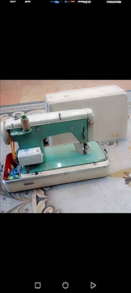مكينة خياطة ماركة براذر الياباني الأصلي مال المؤسسة نظيفة ماداخلة اي تصليح السعر 110 بيهة مجال بغداد الحبيبية *********** يوجد واتساب بغداد, العراق
