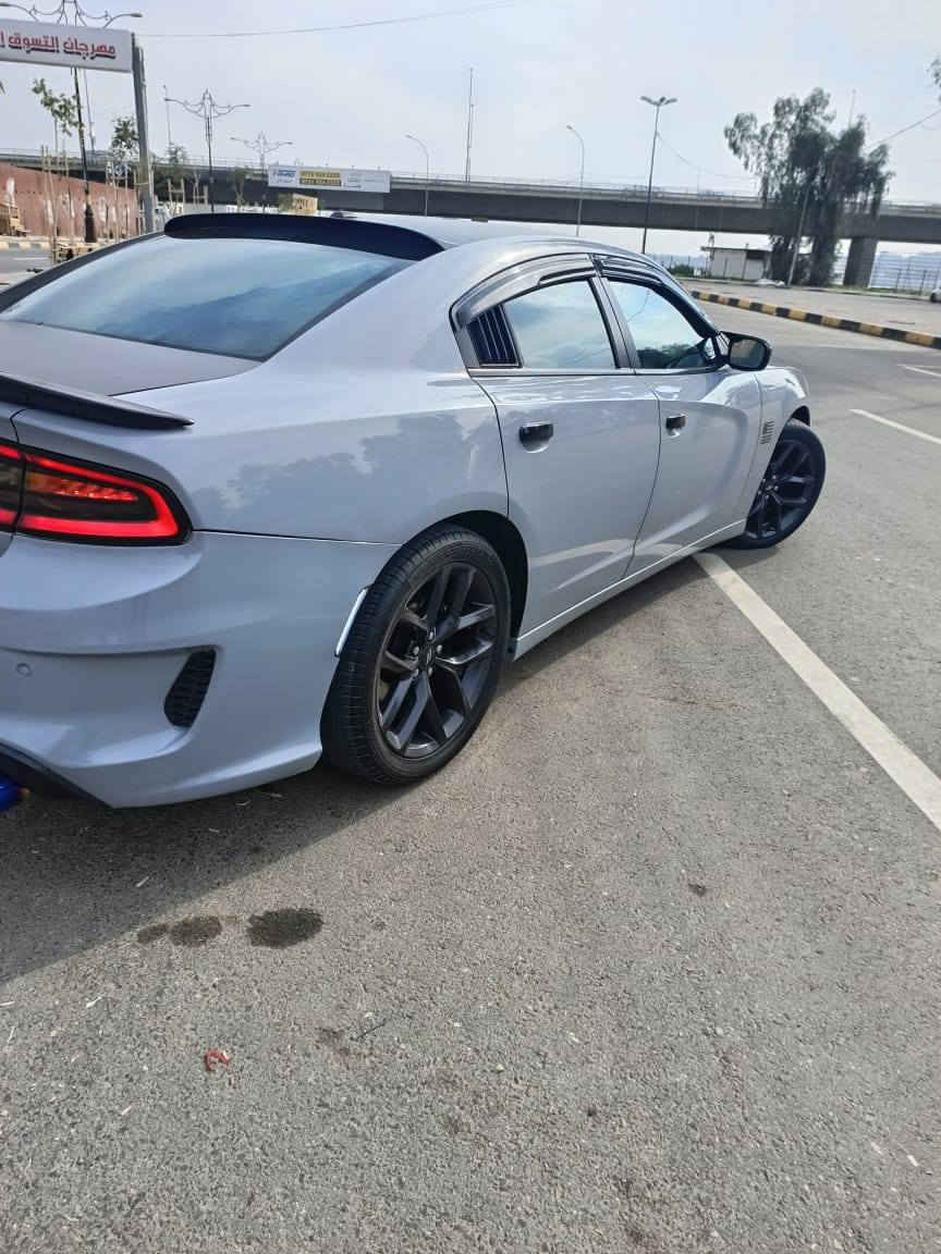 السلام عليكم
للبيع دوج جارجر اس سكس تي
موديل 2021
دخول جديد 
لون سموك
كشنات حضن 
نظام SPORT
حساسات خلفيه 
كأمره دواره 
شاشه كبيرة 
ضرار 4 قطع

سعر 195
رقم نينوى شرط التحويل 
مكاني موصل
رقم الهاتف ‏‪***********‬‏
