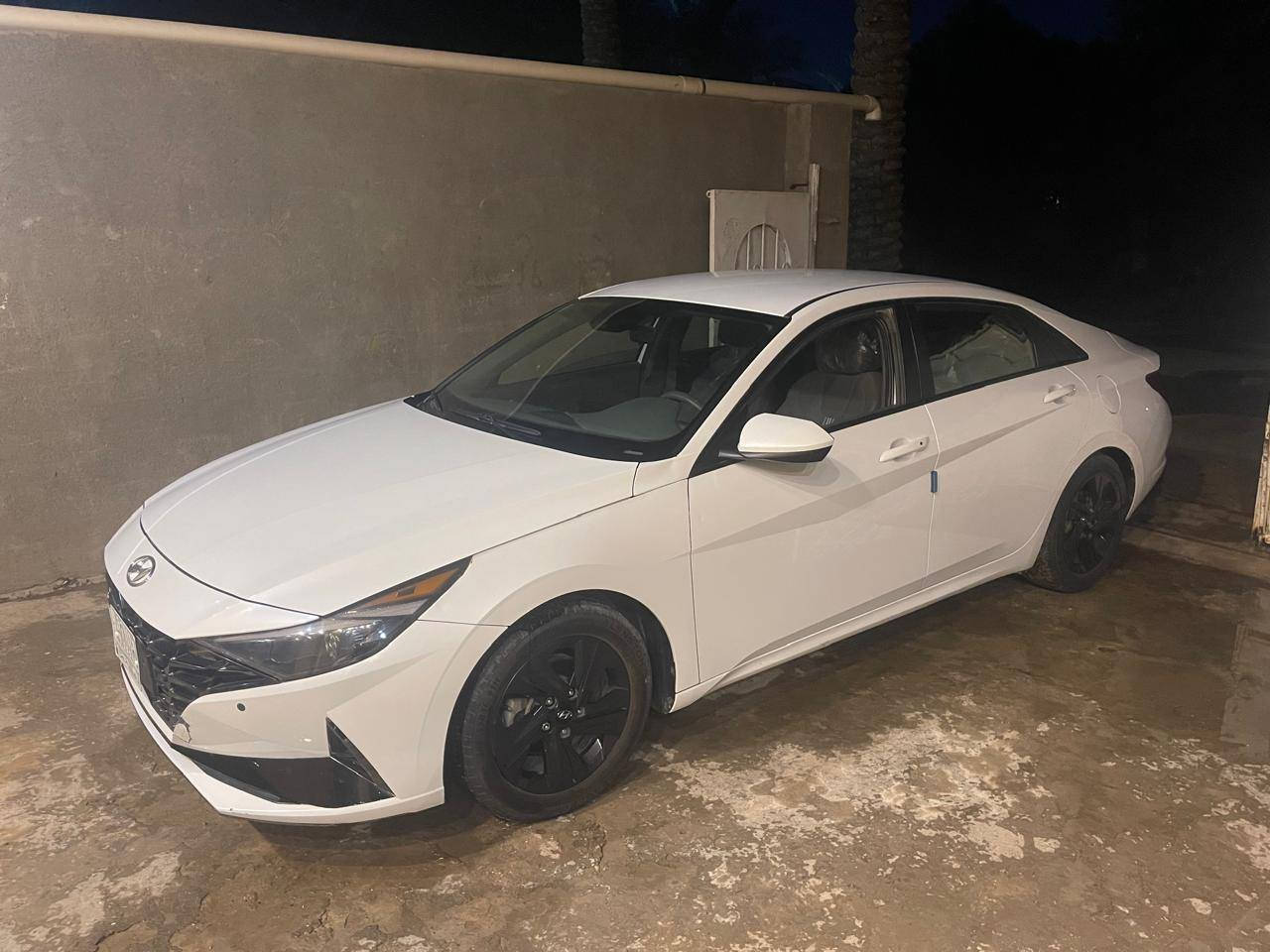 موديل  ٢١
محرك ٢٠٠٠دوش
بصمه تشغيل
بصمه ابواب
صندوق ذكي
تشغيل عن بعد
رادار 
تحذير عند الاقتراب
ترحيب
ماشية 72
سياره كامله مناقصه شي تجي وتشوف بعينك
الحادث  الجاملغ والبنيد 
9372 واتساب 
سياره معوقين 
بعد الها اقل سنتين 
 مكاني بغدادت
السعر١٣٧$
***********
