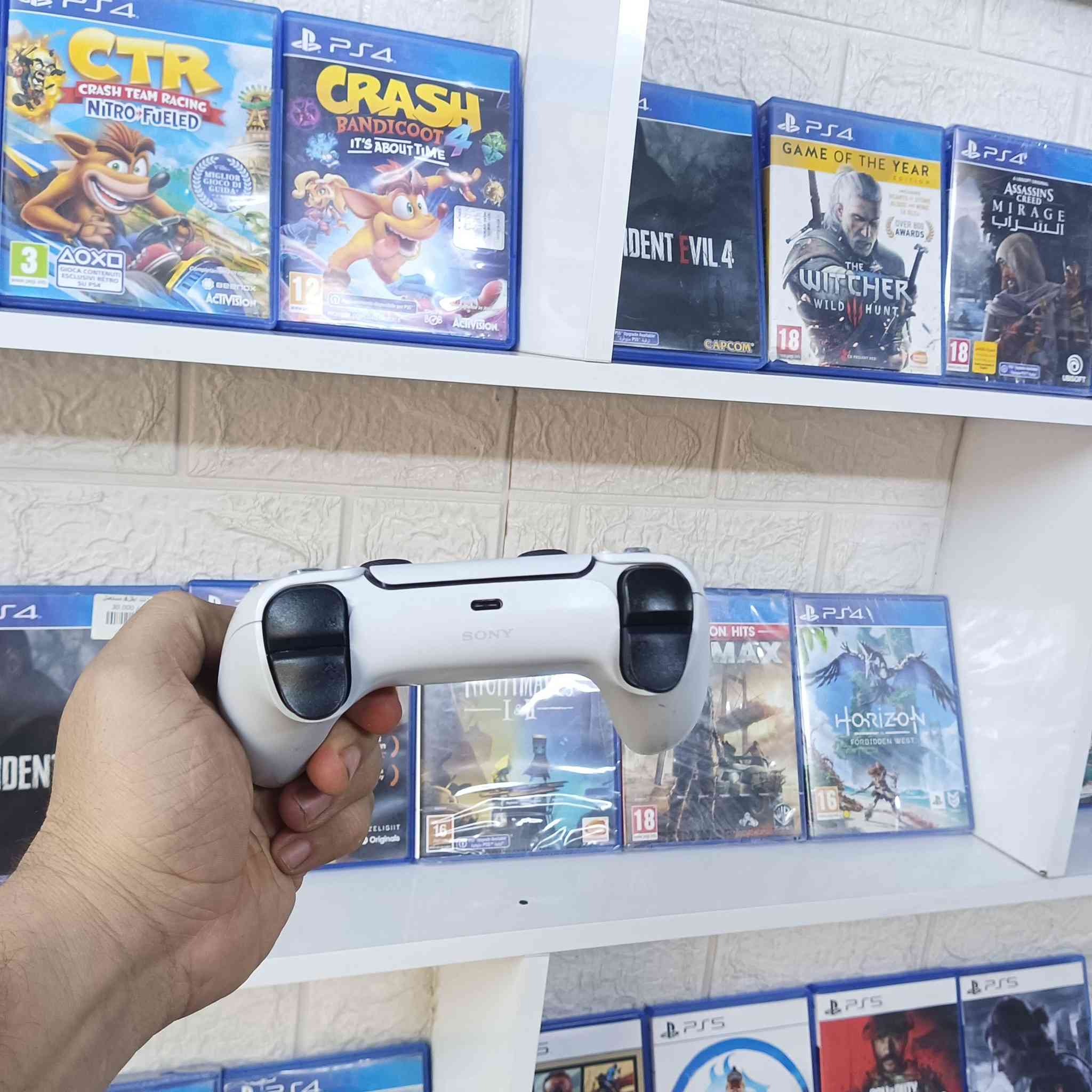 جوستك اصلي بلي 5 اخت الجديده مال جهاز شرط الفحص وتوصيل متوفر


**إذا كنت صاحب هذا الإعلان وتريد حذفه لأي سبب، رجاءا أرسل رسالة إلى الدعم الفني**