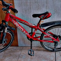 للبيع باسكيل حجم باسكيل 16 سعر:•40 وبي مجال  رقم الموبايل 07705118480