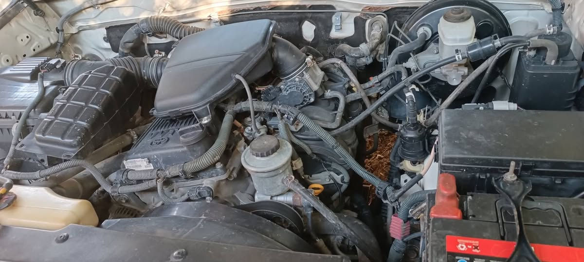 السلام عليكم احبتي الاعزاء..
محرك وگير برادو 4سلندر 2700
مشدودات بالسياره يعني تفحص وتقتنع وين ميعجبك
المحرك شرط الشرط لاتبخير ولاتنقيص ولامفتوح
الگير مفتوح لاغراض الصيانه
دبل اكسل شغال دفع ثقيل وخفيف
للاستفسار اكثر
***********
