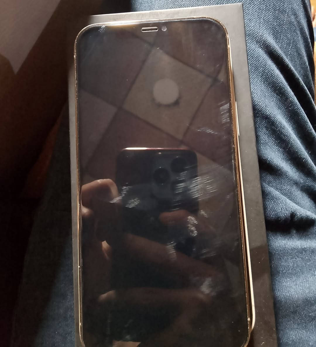 ايفون12برو ماكس ذاكره نص تيره512 بطاريه70 مبدل شاشه اصلي فيس ايدي شغال سعره424 الف تفاصيل اكثر راسلني ملحقاته بس كارتونه


**إذا كنت صاحب هذا الإعلان وتريد حذفه لأي سبب، رجاءا أرسل رسالة إلى الدعم الفني**