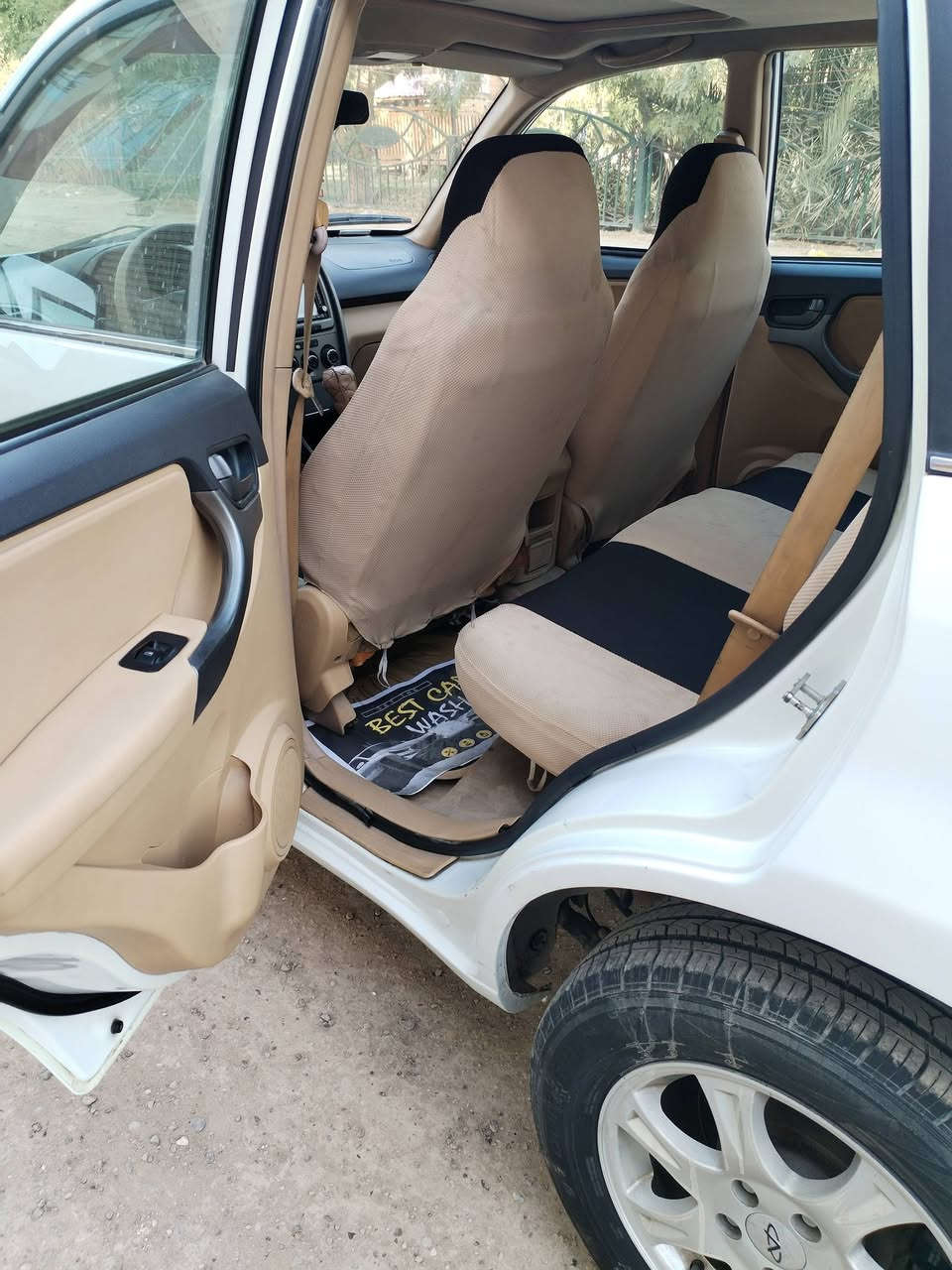 السلام عليكم للبيع تيكو موديل ٢٠١٤ رقم بغداد كير ميكانيكي مكينه ٢٠٠٠ مكفوله من الصبغ والضربه والخياس سياره جاهزه مابيه اي نقص مواصفات فتحه تحكم ستيرن تدفئه بالكشنات شاشه وكامره مكان السياره سريع حي العامل مجاور مسبح الرافدين السعر ٧٦ تلفون ***********
