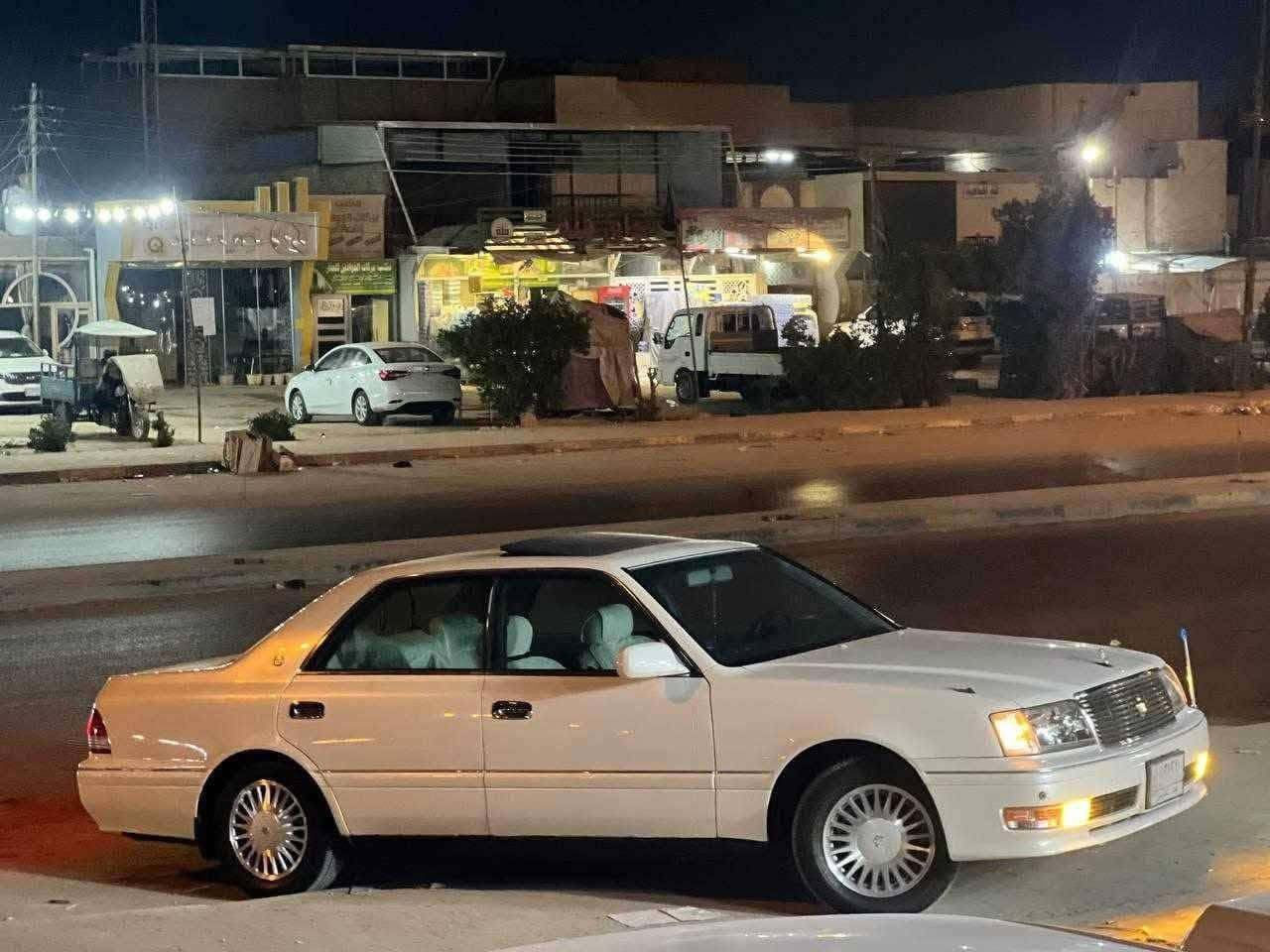 سلام عليكم عندي هاي الحلوه مراوس بكوري فقط 
موديل2000 
شاصي55
رقم انبار انكليزي مداور ثاني يوم
تخم تاير 
حداديه وصط
فتحه سلايت طكتين 

تبريد عوزه بس غاز فقط الن بطلت طابوكه وراح غاز

سياره سوناره مرفق بلمنشور لاتكلي شبيه مابيه

مكاني نجف 

رقم الهاتف ***********
