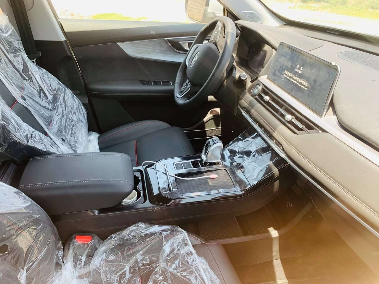 شيري للبيع موديل 24
بعدها صفر البارحه وصلت من الشركه

السعر دفترين 20000$
المكان كركوك حويجه 
***********

