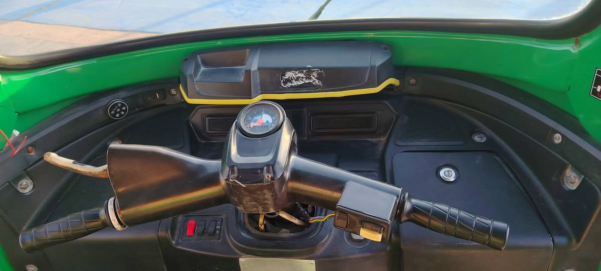 سلام عليكم بيع مستعجل تكتك2021شهر11 تي في اس مكفوله كافاله عامه رقم وسنويه والوحه نكليزي تخم تاير مكينه كفاله وكشر كفاله المكان واسط قضاء الحي رقم الهاتف ***********
