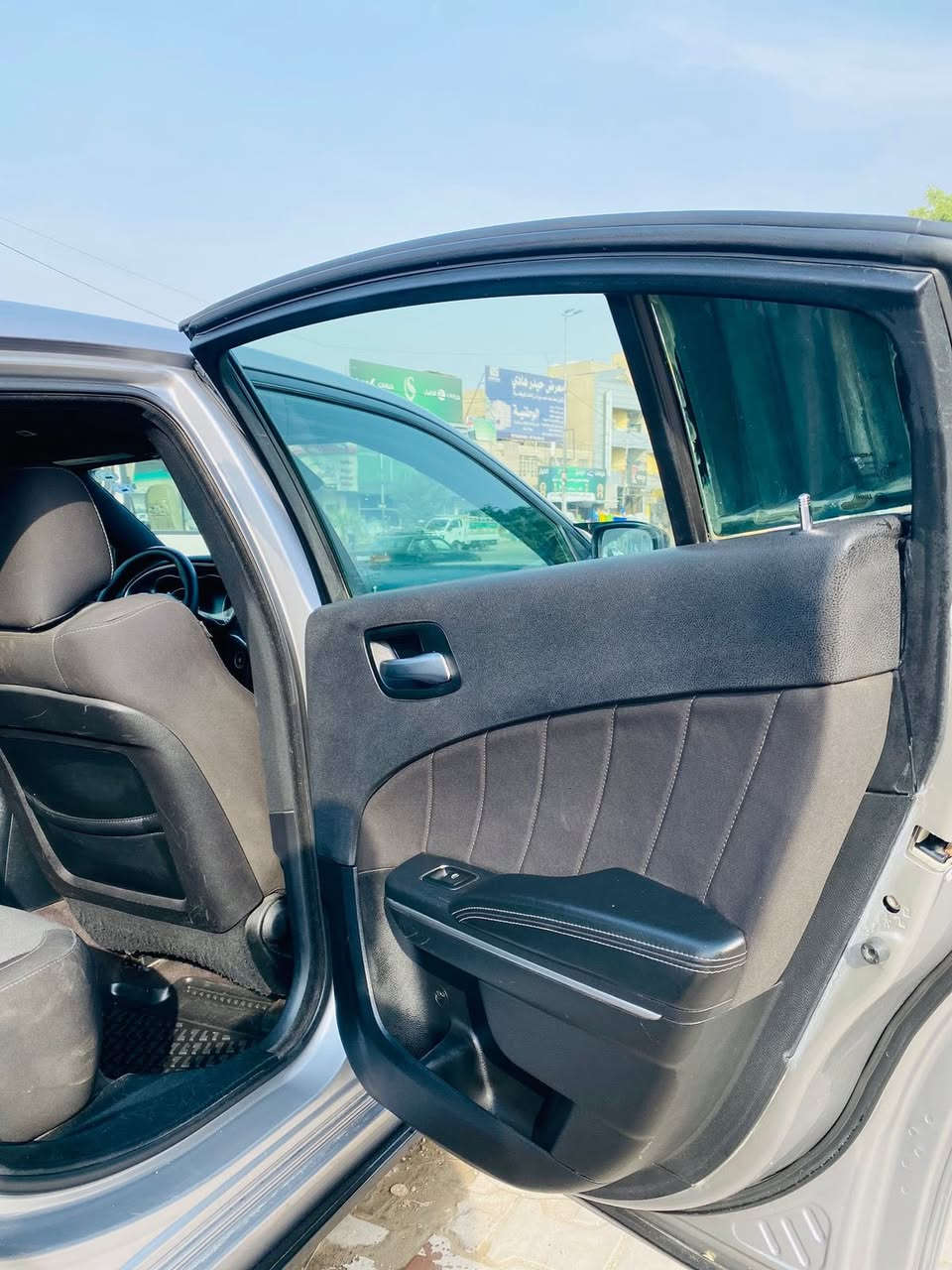 السلام عليكم جارجر 2017 RT 5700 ماشية 118 رقم اربيل باسمي
بدون صبغ بدون تبديل
حادثها بالصور والسونر موجود
مبدل بنيد للتحديث والبلادي موجود 
اخوان سيارة جاهزة ع اخر حبة وبالعافية ع الياخذها
حدادية جديدة امامي خلفي صارلها شهر 
تخم ويل وتاير جديد قبل شهر والوصل موجود 
اكسل جديد
كيس وفلتر كير جديد
ادامة كاملة 
مكاني بغداد الطوبجي
‏‭***********‬
السعر 189
