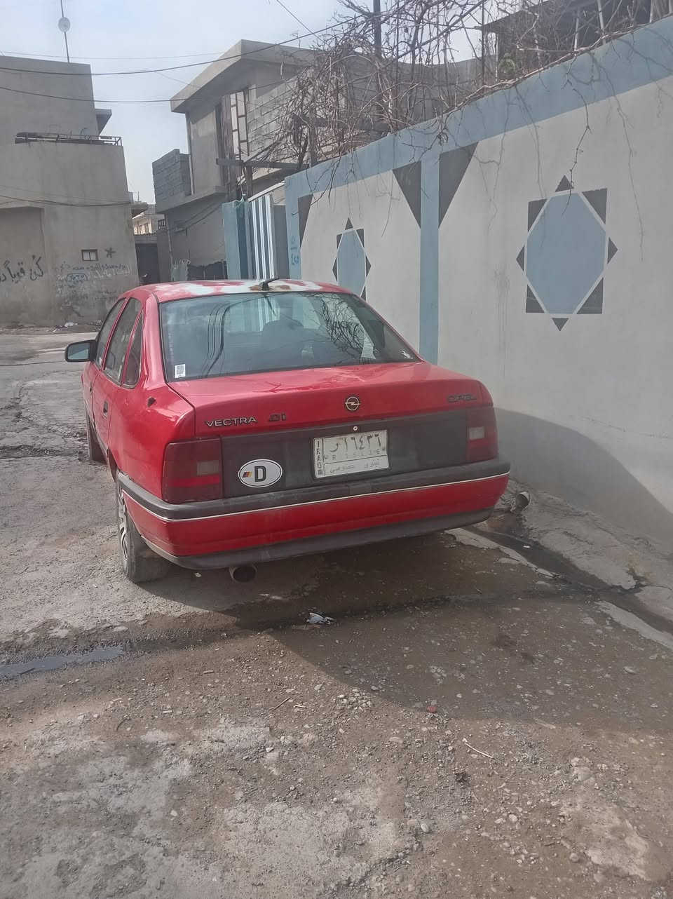 سلام عليكم فكترا موديل ٩١ حجم ١٦ شرط التحويل كابون بيها السيارة  كلها شرط بس المحرك تعبان السعر ٣٦ الرقم ***********
