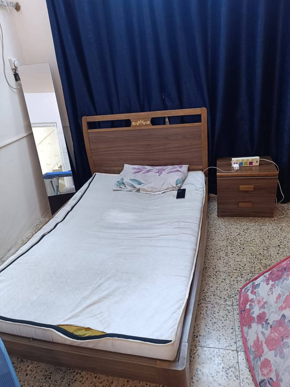 غرفة نوم شبابيه ماركه تكمه ثقيله جداخمس قطع نظافه 90/0


**إذا كنت صاحب هذا الإعلان وتريد حذفه لأي سبب، رجاءا أرسل رسالة إلى الدعم الفني**