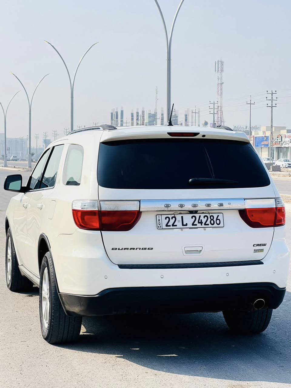 السلام عليكم
بيع او مراوس 
دوج دورنكو 2012 خليجي كفاله عامه كير مكينه حداده تبريد تايرات كلها تمام 
بيه شبر صبغ فقط بدون ضربه والباقي كفاله 
فول مواصفات عدا الفتحه 
تبريد وتدفئه كشنات تحكم سترين جهتين تشغيل عن بعد مري هيتر جنطه شفط بصمه خزن ميموري ترحيب عند الدخول 
تبريد 3 قطع فول السياره ماناقصها اي شي تجي وتشوف بعينك
رقم اربيل تحويل او وكاله 
مكاني البصره تنومه شط العرب 
***********
