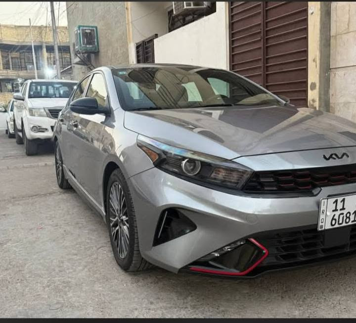 السلام عليكم كيا فورتي Gt Line موديل 2023
فول مواصفات ماشيه 57000 كيلو متر 
محرك كير واير بشرط مامفتوح 
سيارة حيل نظيفة كلشي عل بلاد جديد 
سنوية هزة كلشي جديد مدفوع لـ
باسمي السنوية بشرط تحويل وغرامـة
سيارة مابيـها دينار مصرف كامل من كل نواحي
اي استفسار اتصل على هذا الرقم ***********
