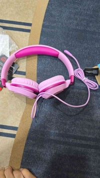 سماعات • توصيل