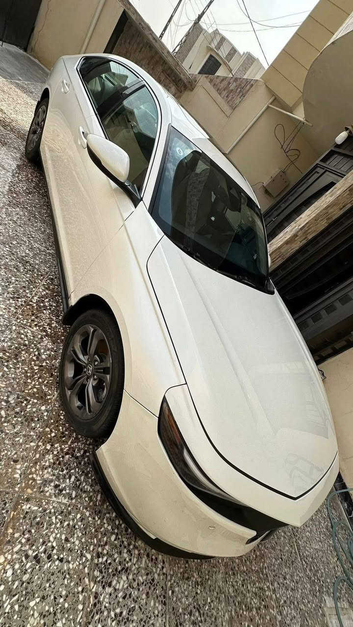 السلام عليكم اكورد ٢٠٢٤ xle  محرك ٢٠٠٠ حادث  والسونار ب المنشور  ماشيه  ٣٤ الف مكان سيديه او محموديه  السعر ١٦٥  تليفون متوفر واتساب ***********
