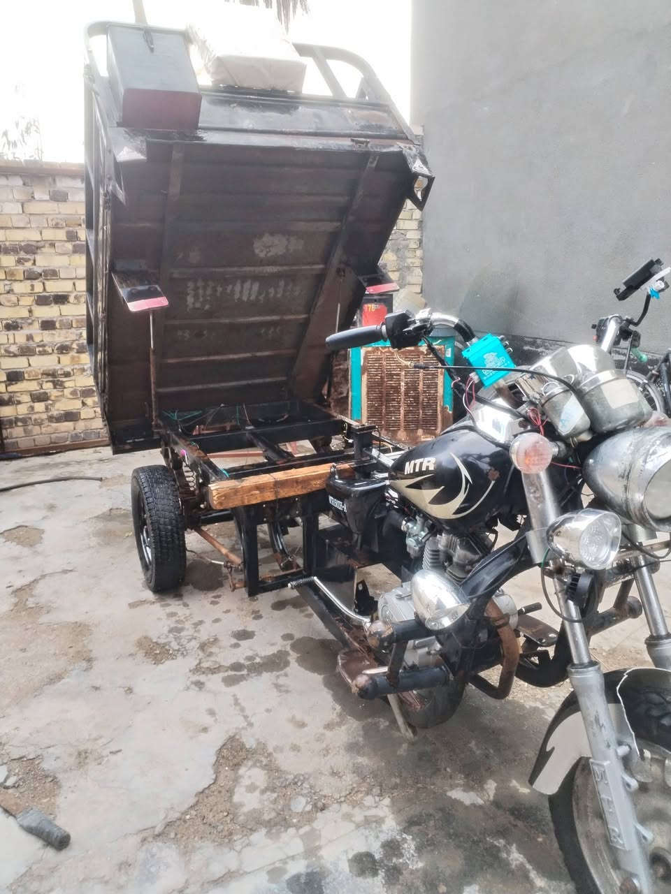 سلام عليكم  ستوته للبيع سعر خاص***********
