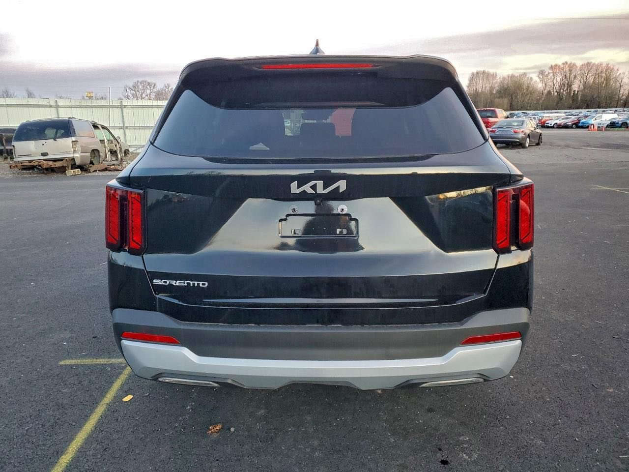 عرض لفترة محدودة 
كيا سورنتو موديل 2025 LXS
زيرو 0️⃣ سبعة راكب 
كلين تايتل بدون حادث 
واصل للبصره بسعر ب165 قفل بدون كمرك 
مدة الوصول 60 يوم
يوجد لدينا مكاتب في جميع المحافظات لضمان حق الزبون وإجراء المكاتبات
مهندس سلام 
***********
***********
لمزيد من العروض ادخل على رابط الواتساب 
المهيمن للسيارات الأمريكية والكندية والخليجية 
واسط /الكوت /داموك

https://chat.whatsapp.com/EjN99lklvszHKKEmF0UnR7
