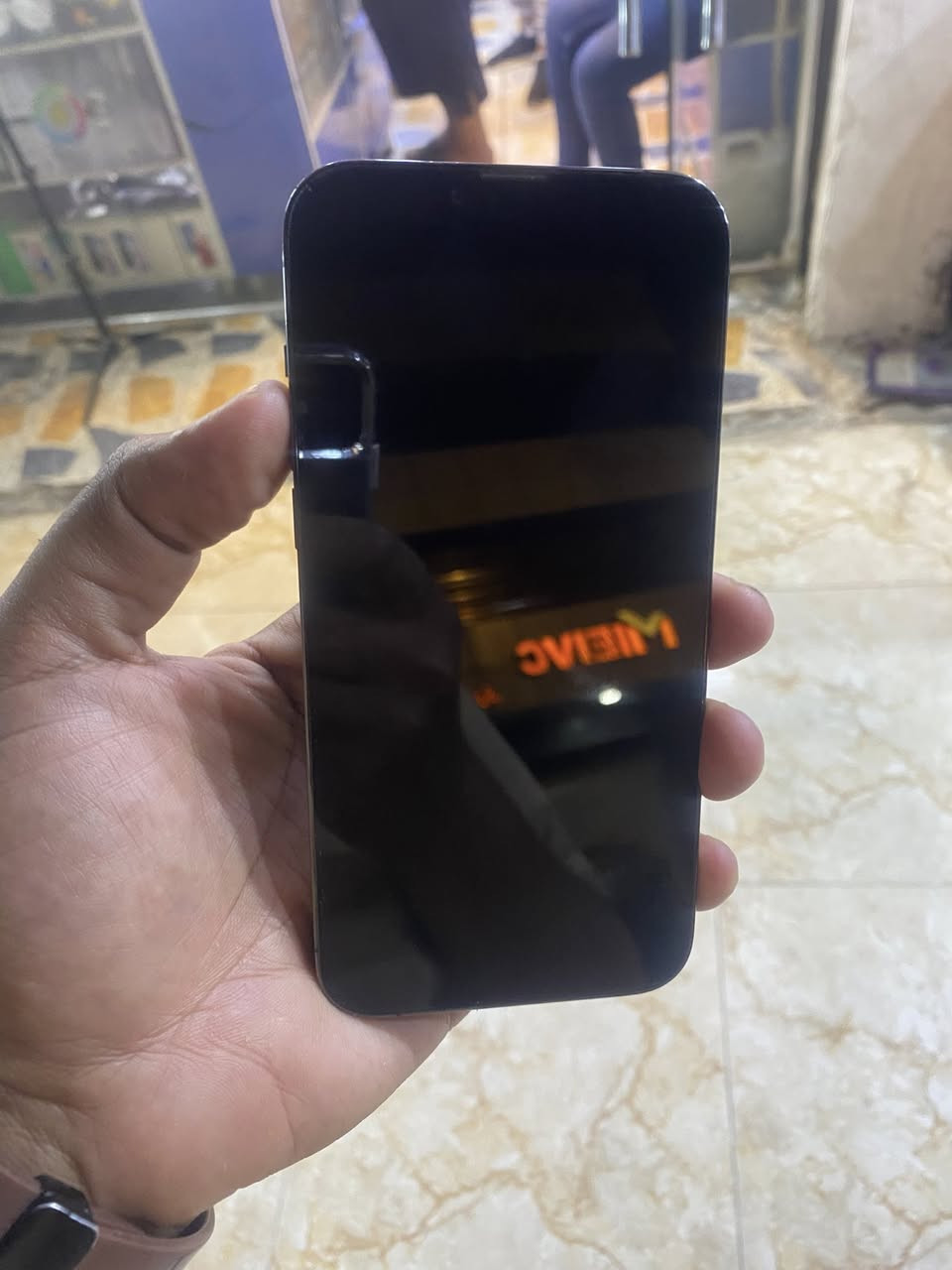 13pro max امريكي
512الذاكرة
بطارية 🔋 91
الجهاز ما مبدل بي شي

