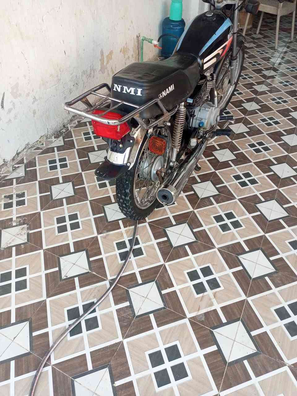 السلام عليكم دراجه للبيع 4 كير الدراجه نضيفه موديل 2020 اوراق اصولي المكان الكوت زين القوس الشراي يخابر عله هاذ الرقم ***********
