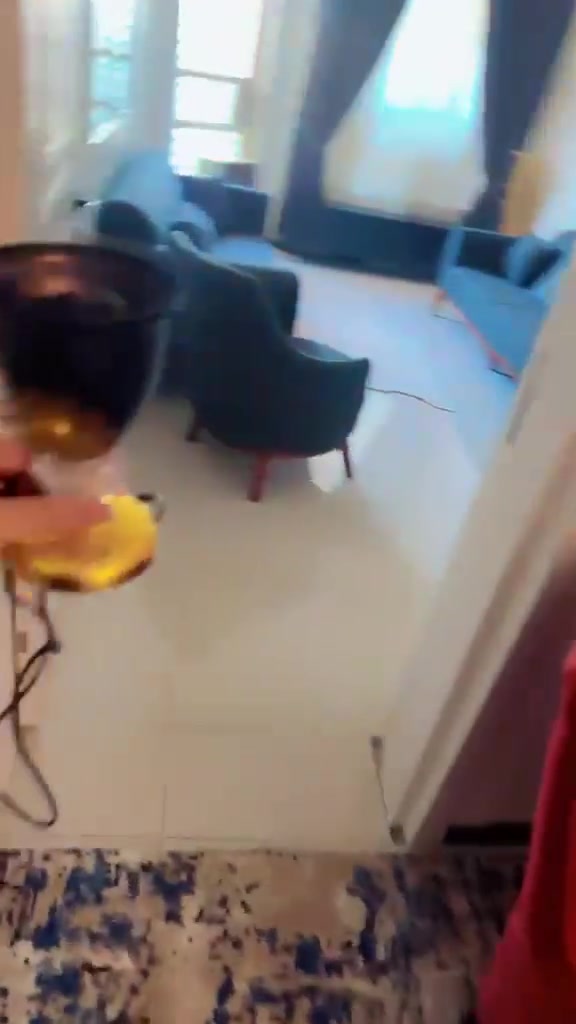 تخمين للبيع جدا نظيفات تركيات
الوصاص اخو الجديد اريده ب650 والمشمشي  ب500


**إذا كنت صاحب هذا الإعلان وتريد حذفه لأي سبب، رجاءا أرسل رسالة إلى الدعم الفني**