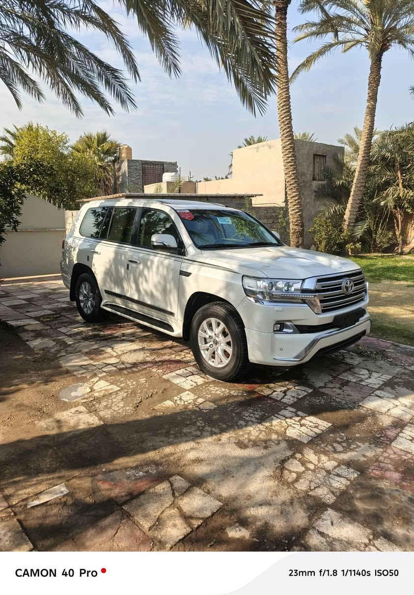 السلام عليكم
للبيع 
لاندكروز  2018  V6
بريم فول مواصفات 
مكفولة من صبغ
رقم بغداد انكليزي بسمي

الون ابيض 

مواصفات 

ثلاجه

ماوس 2

طفايه 

بصمه تشغيل 

بصمه ابواب لمس 

فتحه سلايت  

زراكات 

جام تصعيد تنزيل بلبصمه 

مري شفط 

شاشة كبيره 

كامرات 

تحكمات كامله 

حساس امامي 

حساس خلفي 

اشارت ترحيب ابواب عند الفتح 

وباقي مواصفات  معروفه 

تخم تاير جديد

محرك وكير كفالة 

***********

العنوان بابل. حله
