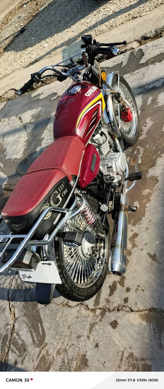 السلام عليكم دراجه البيع موديل 25اصوليه5اوراق الدراجه مكفوله مابيه اي نقص كله شغال السعر 700وبيه مجال مكاني صويره هاذه رقمي ***********
