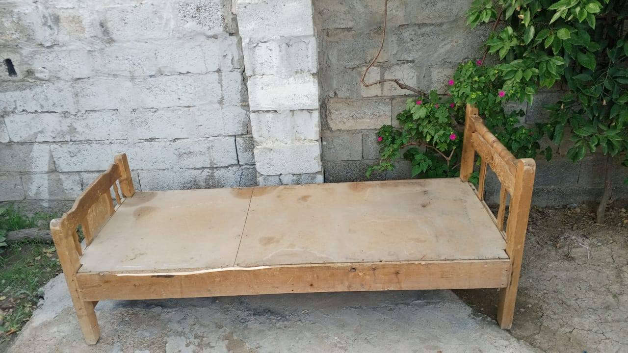 للبيع غراض بيت جرابي خشب 2 حطاطه سعر الوحده 25 قفل تانكي مي 500 لتر بعدها جديد لسعر 25 قفل  شراي يجي خاص المكان بعقوبه منطقت الحديد توصيل موجود


**إذا كنت صاحب هذا الإعلان وتريد حذفه لأي سبب، رجاءا أرسل رسالة إلى الدعم الفني**