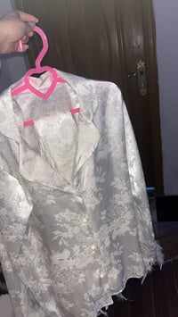 ملابس • توصيل متوفر • سعر خاص