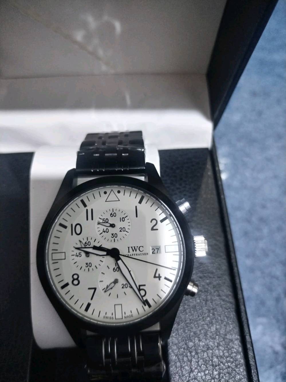 عروض🔥
ساعات كوالتي عالي 
وزن ثقيل 
سناتر شغالة 
قفل فراشة 
السعر 20 ألف 
توصيل جميع المحافظات 5 ألف
📲 ***********