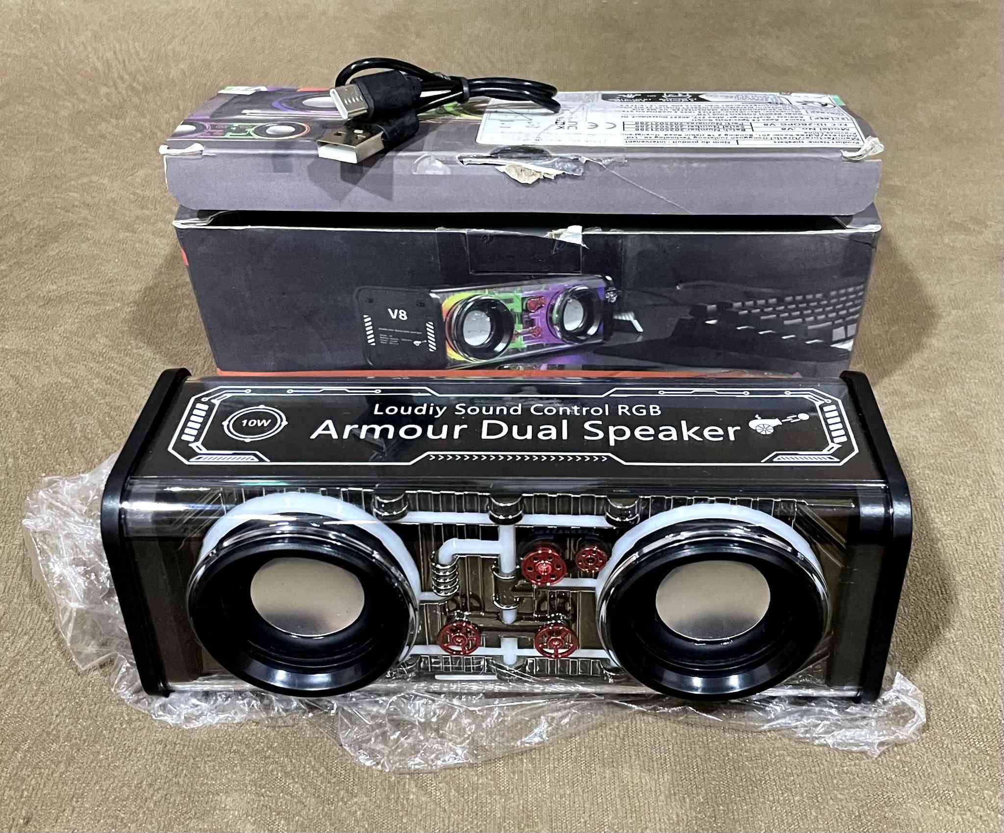 سپیکەری درع V8
لۆک بالەیە
دەنگێکی خۆشو نایاب
دو سپیکەری هەیەو bass ی لە پشتەوەیە
کە دیزاینێکی جوانی هەیەو لیدەکانی زۆر تایبەتن
بلوتوس و یوئێس بی میمۆری
شوێن سلێمانی گەیاندنیشم هەیە
نرخی 20 هەزار قفڵ السليمانية, العراق


**إذا كنت صاحب هذا الإعلان وتريد حذفه لأي سبب، رجاءا أرسل رسالة إلى الدعم الفني**