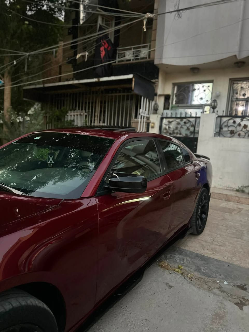 للبيع | جارجر GT موديل 2019
🔹 اللون: كرزي

🔹 ممشى: 106 ألف  (استعمال شخصي)

🔹 رقم بغداد الجديد – تحويل مباشر باسمي.

المواصفات:

* فول مواصفات

* فتحة سقف

* مقاعد جلد كهربائية

* تبريد قطعتين

* تدفئة وتبريد للمقاعد

* مقعد السائق مع خزن

* شاشة كبيرة

* مثبت سرعة

* رادارات

* السيارة عليها كت SRT

حالة السيارة:

* الحادث في أمريكا كان سرقة فقط، وشمل:

    * الجاملغات الأمامية

    * البنيد

    * البابين (باب السائق والباب المقابل) كلير فقط، غير مبدلات

* لا توجد أي ضربة شاصي أو هيكل.

* لا يوجد أي إيرباك مفتوح.

* صدر السيارة جديد بالكامل، وتم تبديله على يدي بقطع وكالة أصلية.

السعرر 18200$ بي مجال بسيط 

السيارة نظيفة جداً واستعمال شخصي، وجاهزة للفحص بأي مكان.

📍 الموقع: بغداد – شارع فلسطين

📞 للاستفسار: ***********
