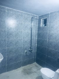 ايجار شقه ارضيه بحي الجامعه  قرب جسر حي العدل المطل على المنصور  بناء ...