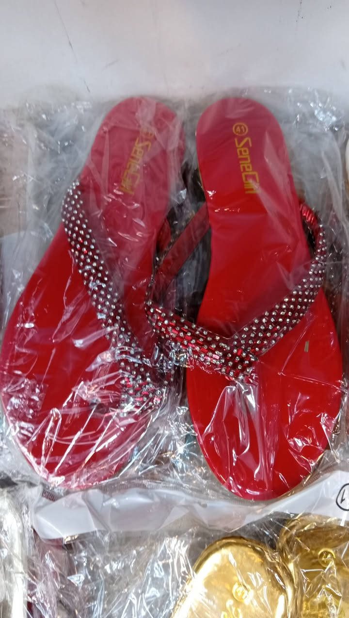 هه راج 5  هه زار 
السلام علیکم وصلت بضاعە جدید باری تازە گیشت
ناونیشان سلیمانی سەرچنار سەروی مزگەوتی مشخلان خوار پیزای نرویج  ***********+*********** 
عنوان سلیمانیە سرجنارقریب عن جامع مشخلان بصف پیزا نرویج 
#avani #سلیمانی #سلیمانیه_کةرکوک_اربیل_کردستان_عراق #کوردستان #شار
