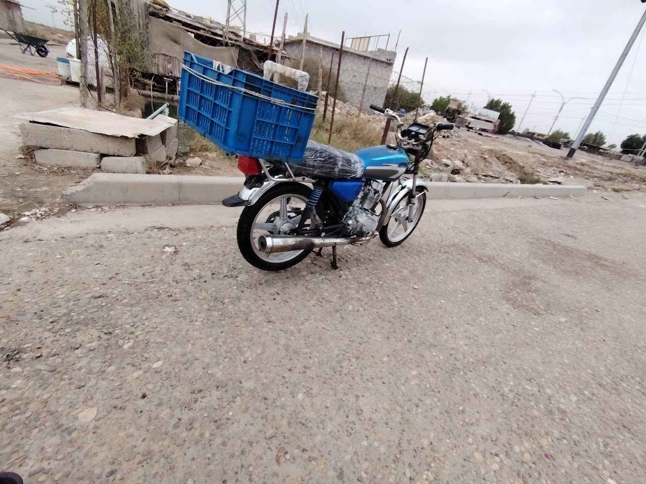 دراجه أيراني البيع السعر325وبيها مجال كلش قليل نتصال*********** الميمونة, ميسان
