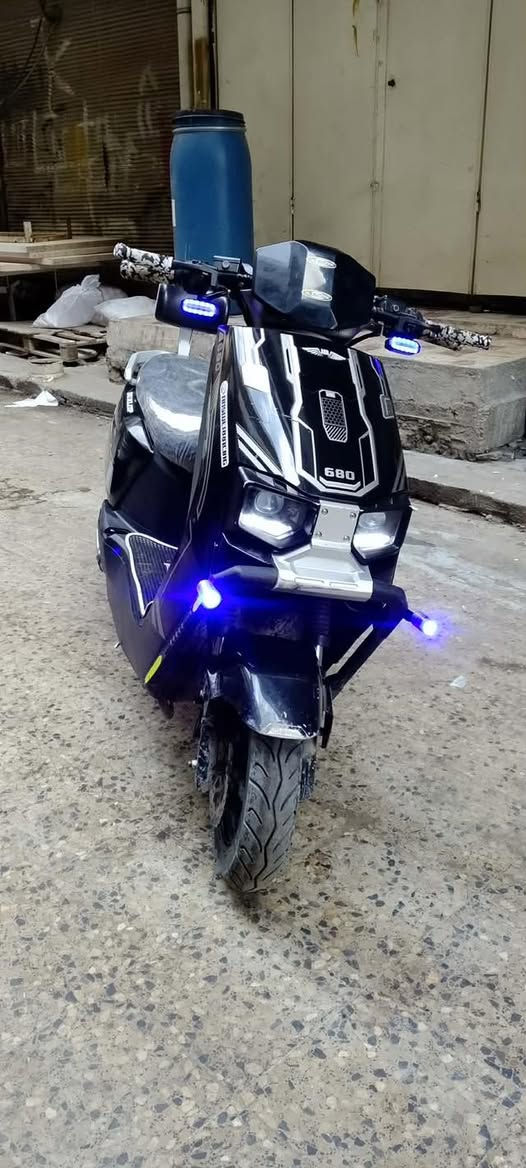 دراجه شحن نظيف مستخدم قليل مال بيت
ملف سبورت وسرعته ٩٩ شرط .. 

اتصل على رقمي : ***********
